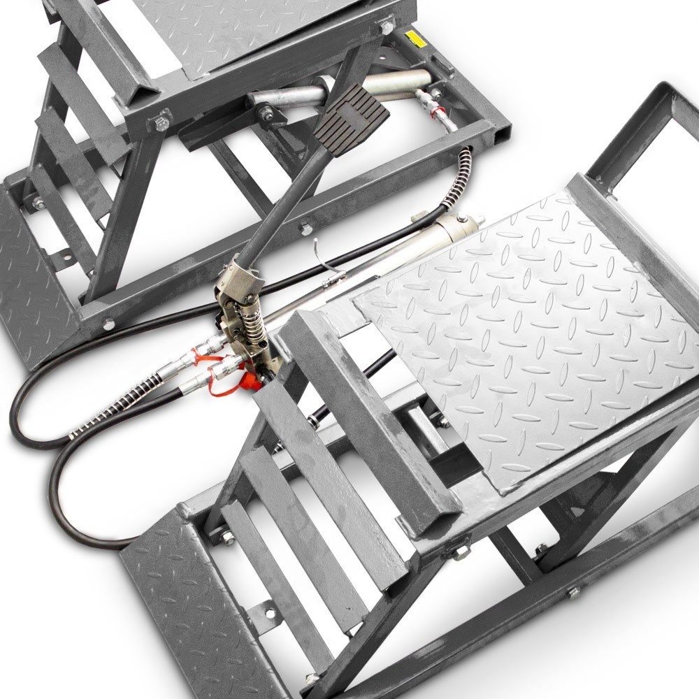 Hydraulické nájezdové rampy 1360 kg nastavitelné pro servis automobilů SUV MS18074
